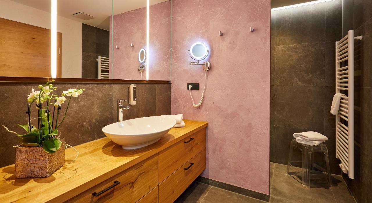 Landhotel Zum Bad Krün Екстериор снимка