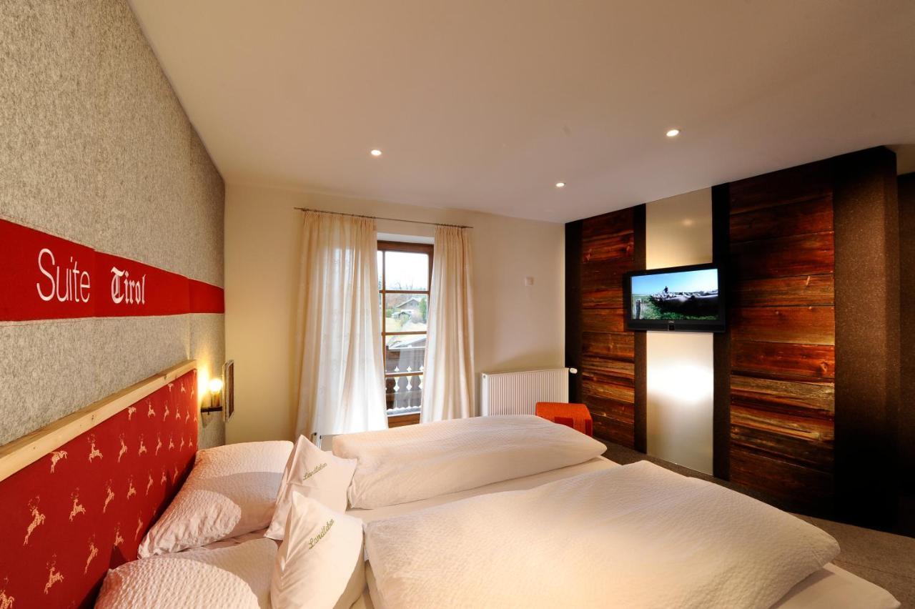 Landhotel Zum Bad Krün Екстериор снимка