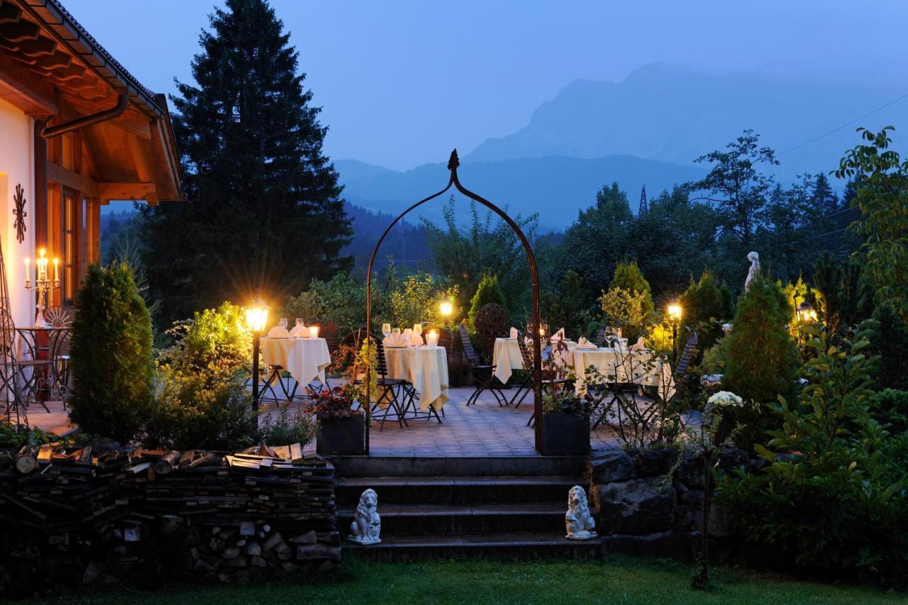 Landhotel Zum Bad Krün Екстериор снимка
